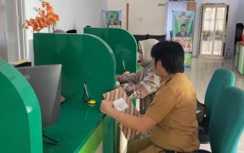 Kemenhaj Kota Kendari saat melakukan proses verifikasi data calon jemaah haji musim haji 1448 H/2027 M.