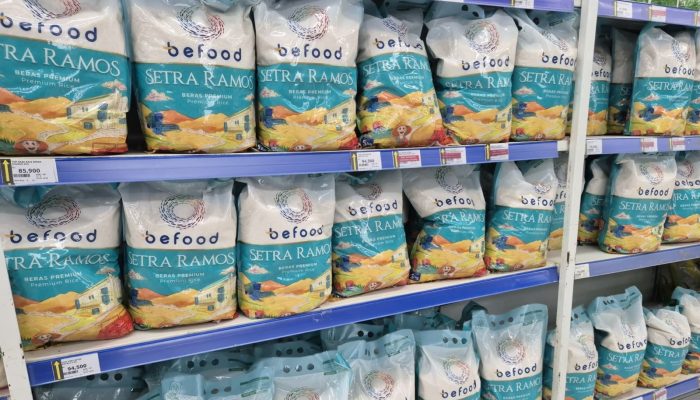 BULOG Sultra Perluas Distribusi Beras Premium ke Retail Modern, Stok Dipastikan Aman