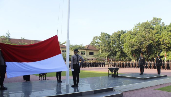 Wakapolda Sultra Pimpin Upacara HUT ke-81 RI, Tekankan Sinergi dan Pengabdian Polri