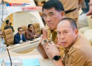 Gubernur Sulawesi Tenggara (Sultra) Andi Sumangerukka (ASR) menyampaikan persoalan status hukum lahan eks Hak Guna Usaha (HGU) PT Kapas seluas 2.393 hektare dalam Rapat Kerja dan Rapat Dengar Pendapat (RDP) Komisi II DPR RI bersama Kementerian Dalam Negeri, Kementerian ATR/BPN, Badan Bank Tanah, serta para gubernur se-Indonesia di Ruang Rapat Komisi II DPR RI, Jakarta, Selasa (15/9/2026). Rapat tersebut turut diikuti para bupati dan wali kota se-Indonesia secara daring. (Dok. Istimewa)