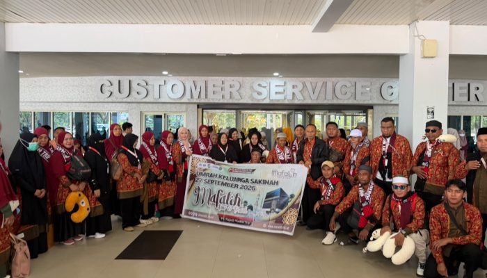 Mafatih Tour Berangkatkan 40 Jemaah Umrah, Bawa Konsep Keluarga Sakinah