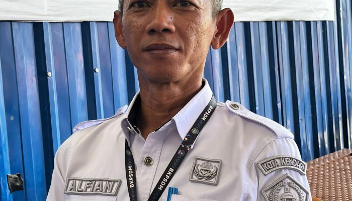 Kepala BKPSDM Kota Kendari, Alfian.