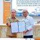 Gubernur Sulawesi Tenggara (Sultra) Andi Sumangerukka bersama Kepala Kejaksaan Tinggi (Kejati) Sultra Dr. Sugeng Riyanta menandatangani Surat Kuasa Khusus (SKK) terkait pendampingan dan penanganan hukum berbagai persoalan aset daerah di Aula Pola Kantor Gubernur Sultra, Selasa (1/9/2026). (Dok. Istimewa)