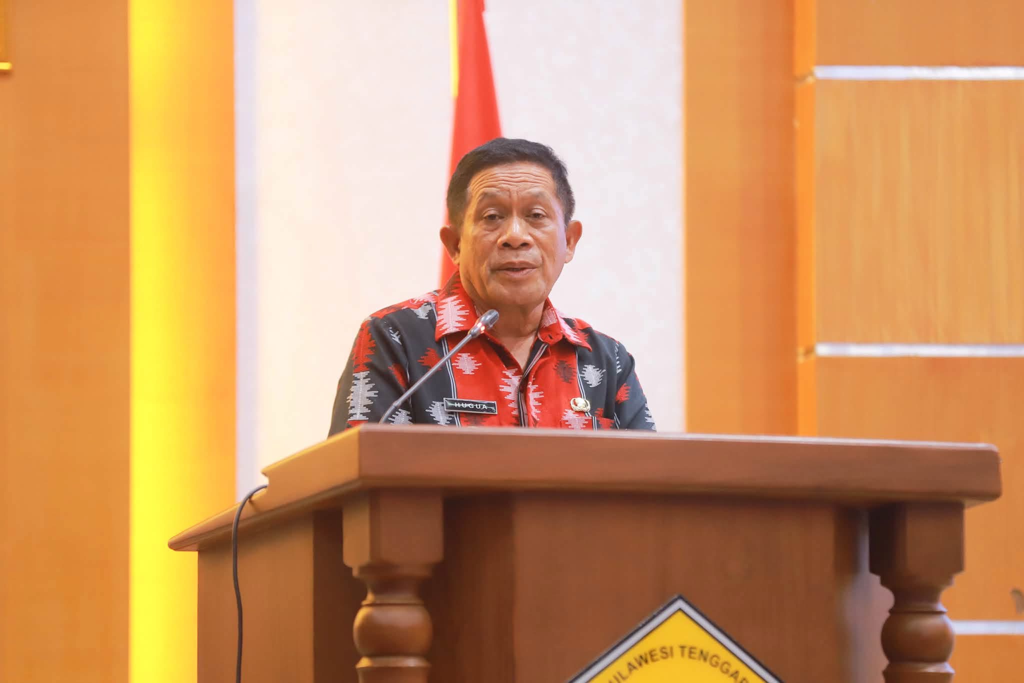 Wakil Gubernur Sulawesi Tenggara, Hugua.