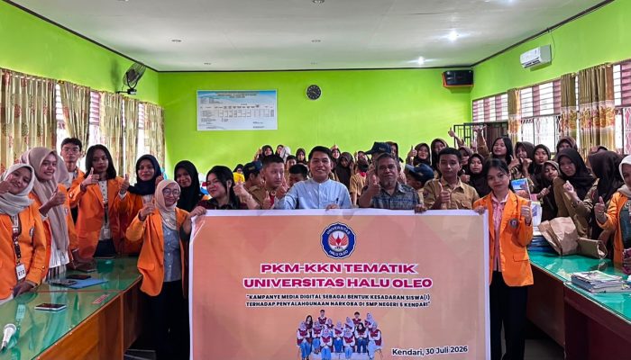 Mahasiswa KKN Tematik UHO Kampanyekan Bahaya Narkoba Lewat Media Digital di SMPN 5 Kendari