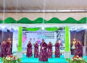 8 Grup Sholawat dan 5 Bintang Vokalis Tampil Memukau di Acara KKW-H, Warga Padati Lapangan Lembah Hijau