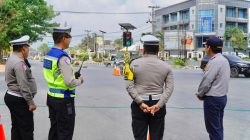 Pertama di Sultra, Dirlantas Polda dan BPTD Pantau Penerapan Traffic Light Portabel